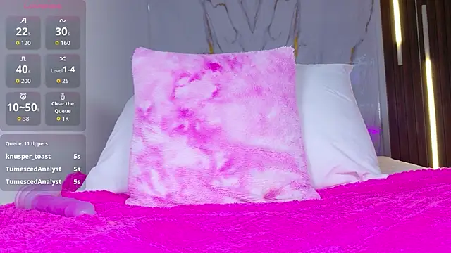 mia_099 webcam