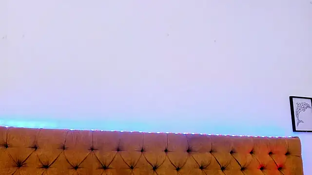 Katty_West webcam