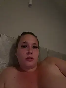 Poppylooloo webcam