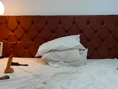AvenLyric webcam