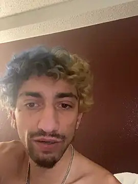 Sailorsartemis webcam