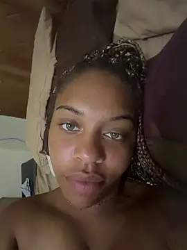Regina69slut webcam