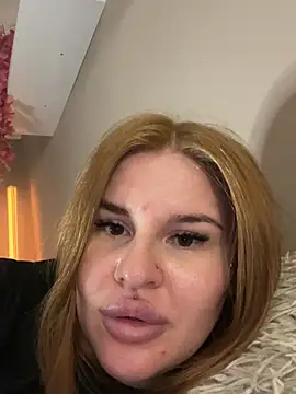 Mochii_26 webcam