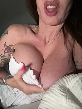 CindyNightX webcam