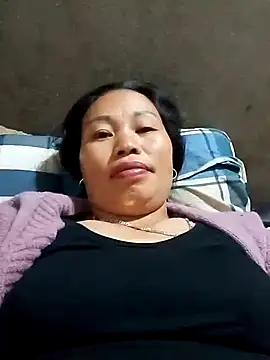 Maikha08 webcam