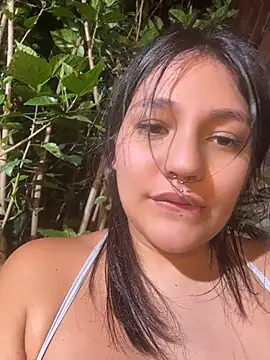 Emily_Gomezz webcam