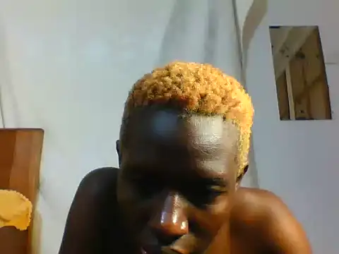 Goldy_petite webcam