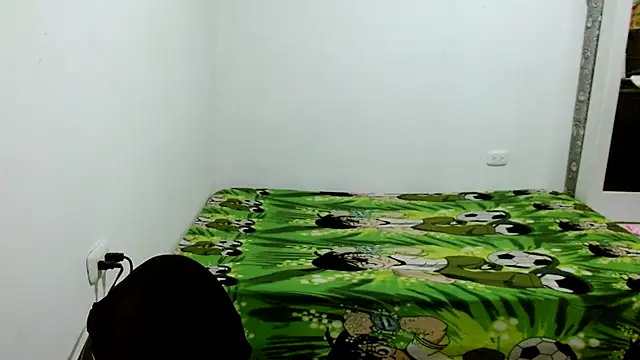 estefania224 webcam
