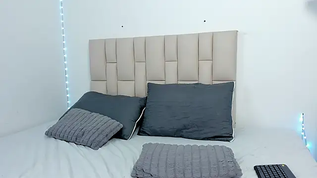 Sofia_Blosom webcam