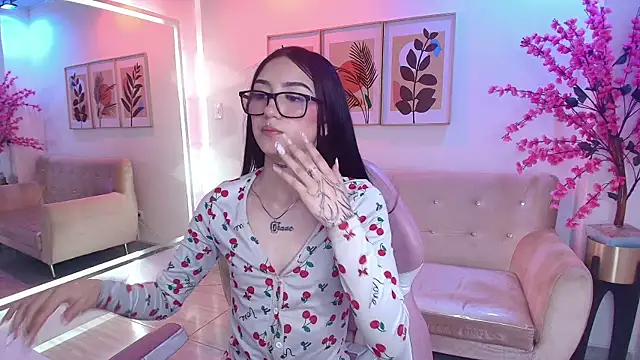 Emily_andrews webcam