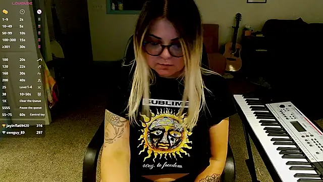 beccalubov live webcam show