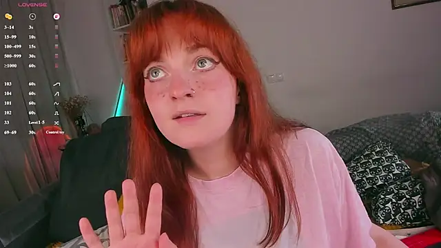 Alice_CutePerv webcam