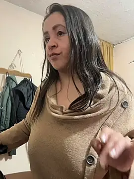 latinfemale webcam