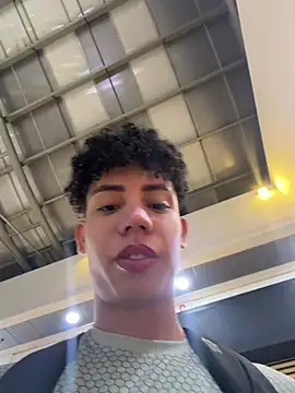 yoursexyjose webcam