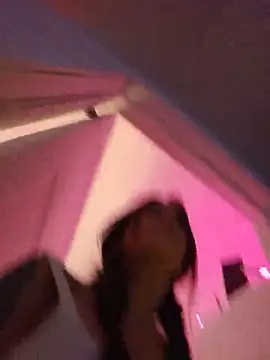 LilyOrion webcam