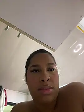 NV-Nikoll live webcam show