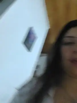 Bella_Karoline live webcam show