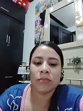 Nicol_Alvarez1 live webcam