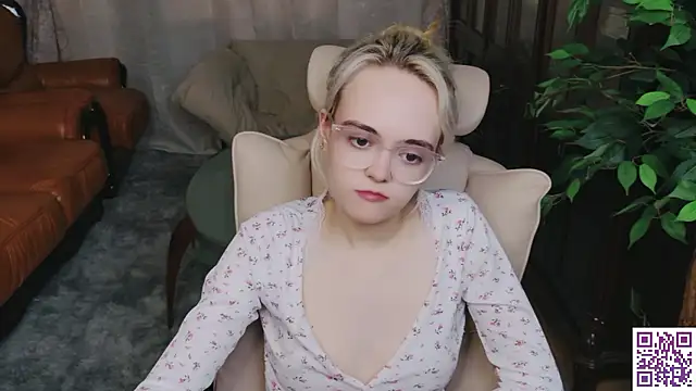 Oxcy_Secret webcam