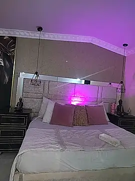 kimCosseyy live cam on StripChat