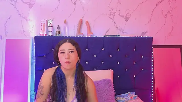 Dakotaa_Johnson webcam