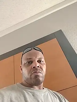 Mruss85 webcam