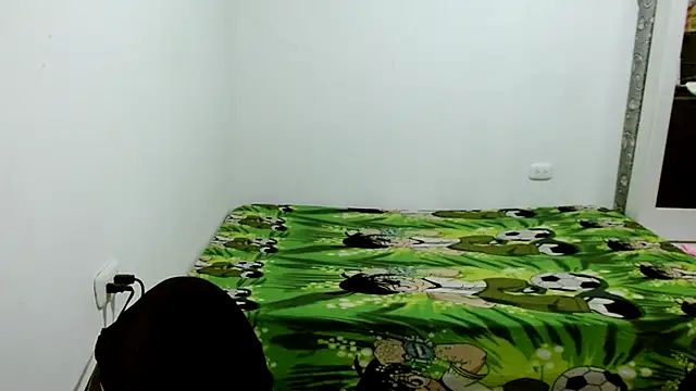 estefania224 webcam