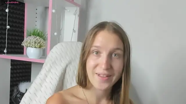 Xenia_paradise live cam on StripChat