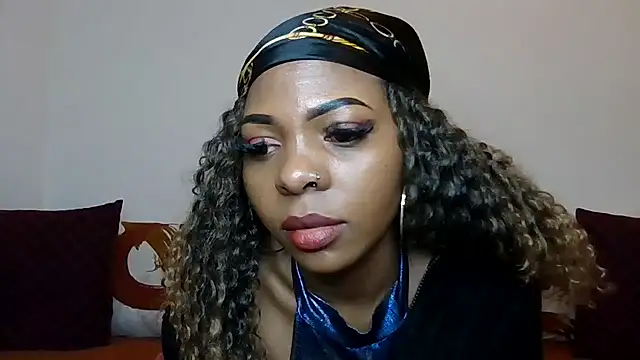 DiamondLuv29 webcam