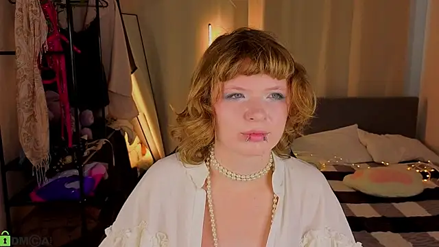 violetdesiree's live room