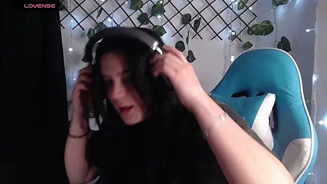 nika_1_ - Nika_1_'s free webcam - UK Sex Cams