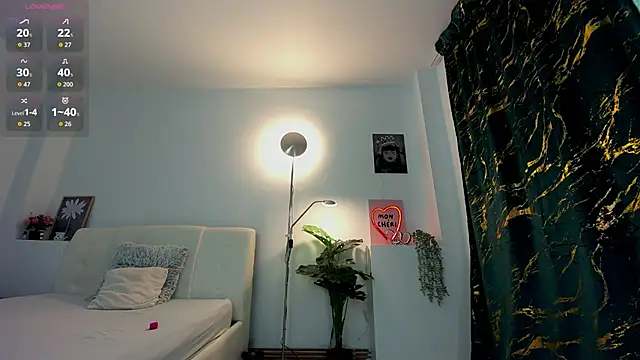 innocent_eva1 webcam