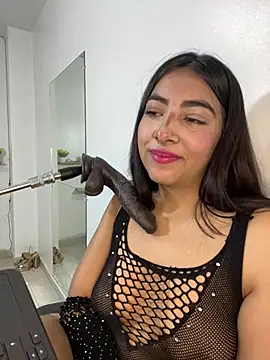 cherry_skinnyy_ webcam