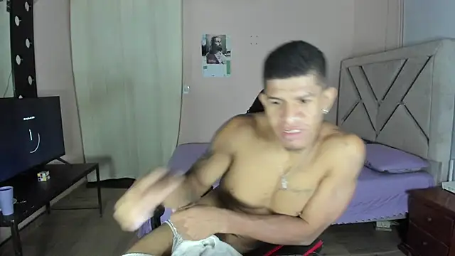 Toptony22 webcam