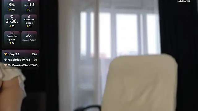 Luna_mp4 webcam