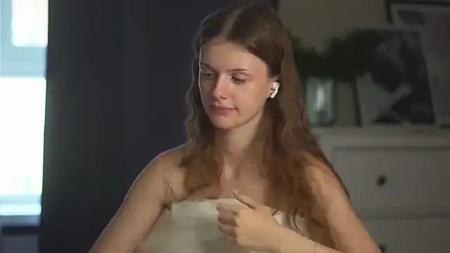 akumadadrive (F teen) - pull my shorts lower