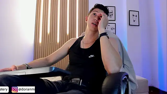 Dorianmistery2322_ webcam