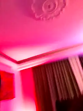 DaddyLolii live webcam show