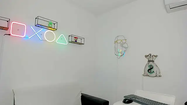 eileen_tanihara webcam