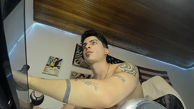 charlie_hotxxx webcam