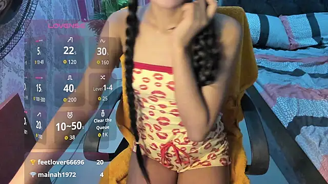 Mica_Jones webcam