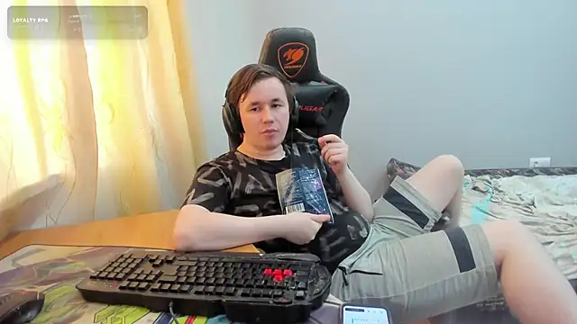 iliaskrislove live cam