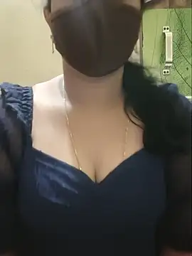 Latha_lovely live cam on StripChat