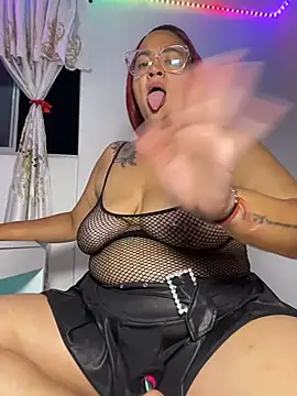 keirabbw live webcam show
