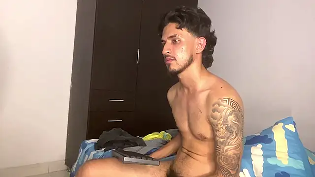 Kriss_Edwards webcam