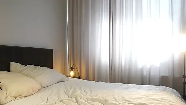 LettySlovacek live webcam show