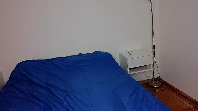 angietubebe live webcam show
