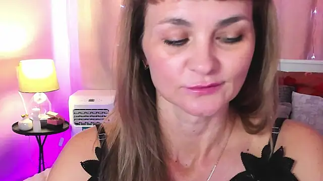 annasimonsj webcam