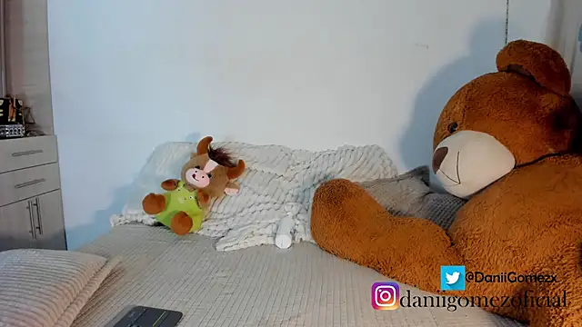 dani_rosee live webcam show