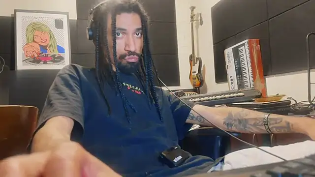 FavelaDaddyCum webcam